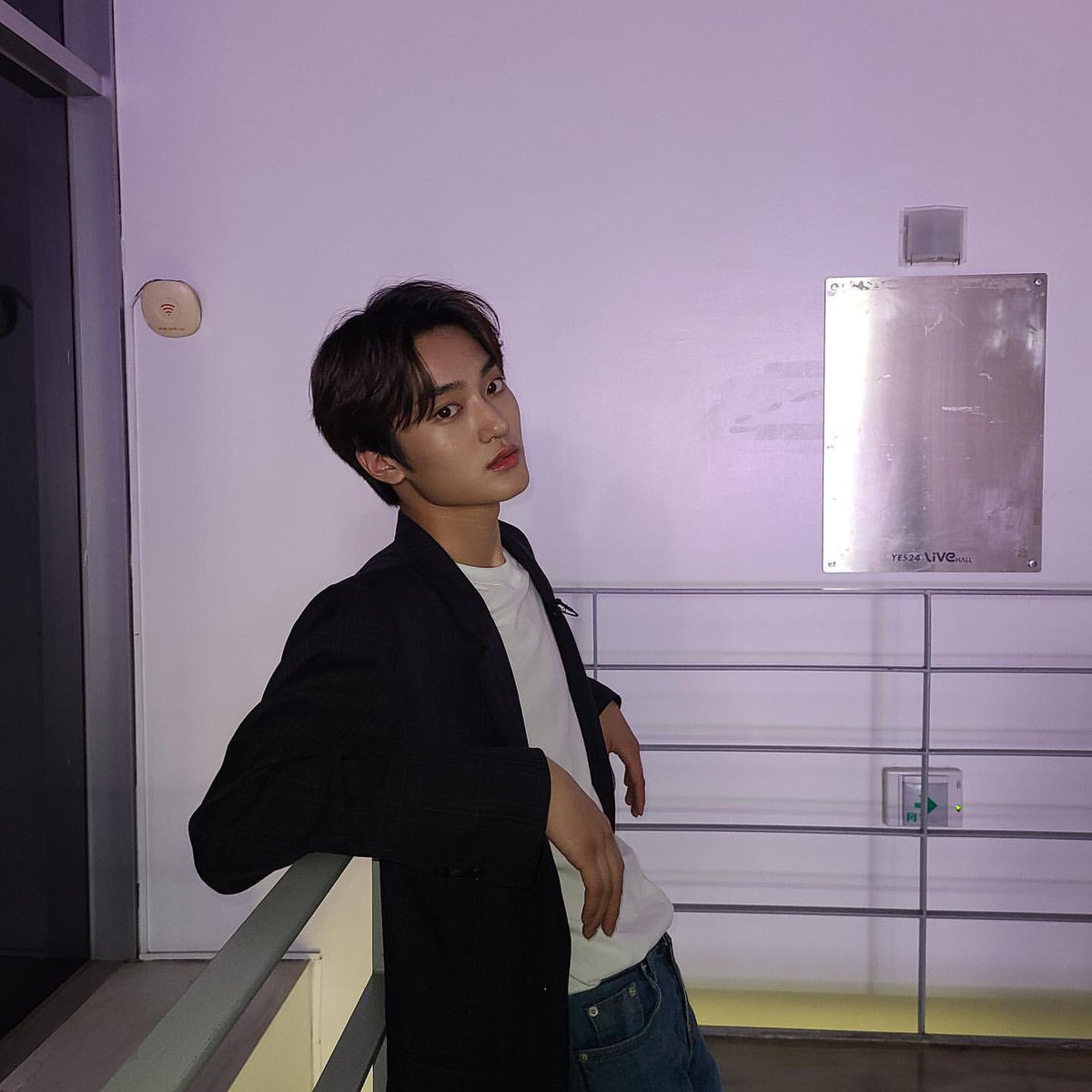 luvpttpsn's tweet photo. [INSTAGRAM] Actualización de cravity_official con Taeyoung 🌟

El TaeplayList de hoy es🎵 "Leave Before You Love Me" de 
Marshmello &amp; Jonas Brothers 

#태영 #태플리 #Photo_by_런이 (Foto por Llenie)  #C_DAILY #LUVITY #TAEYOUNG #CRAVITY #SUNDAY_CRAVITY

🔗https://t.co/Mwx4r8UAwU https://t.co/CT5MKRMfGf