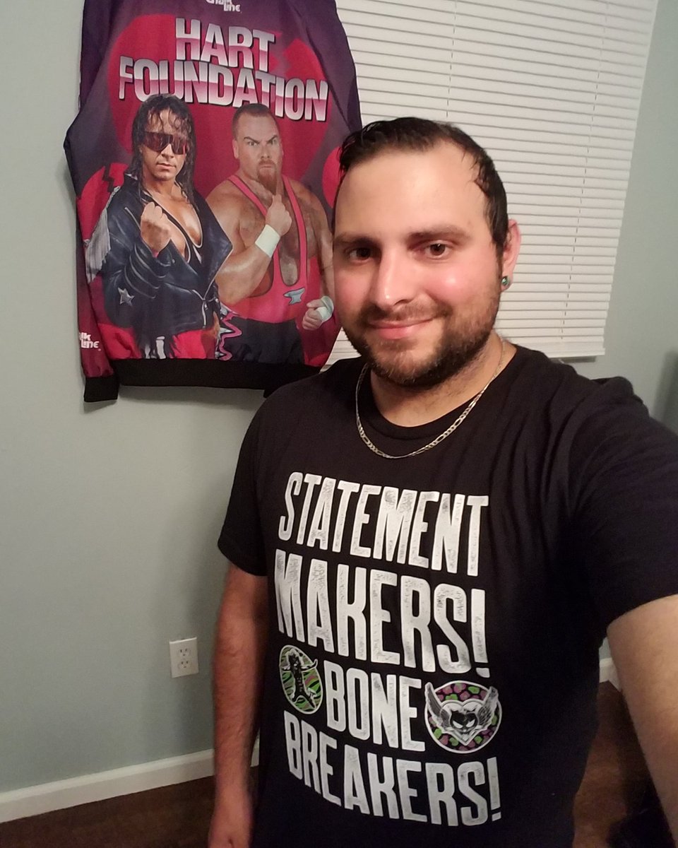 Bry1889's tweet image. Wearing my New Statement Makers! Bone Breakers! Shirt for #unbreakablemonday Showing my Love and Support for the #BOAT and Also the Heart Foundation Always!💕🏆💯
#unbreakable #teamnattie 
#nattycats #heartfoundation 
@NattyCatsMonday
@NatbyNature
