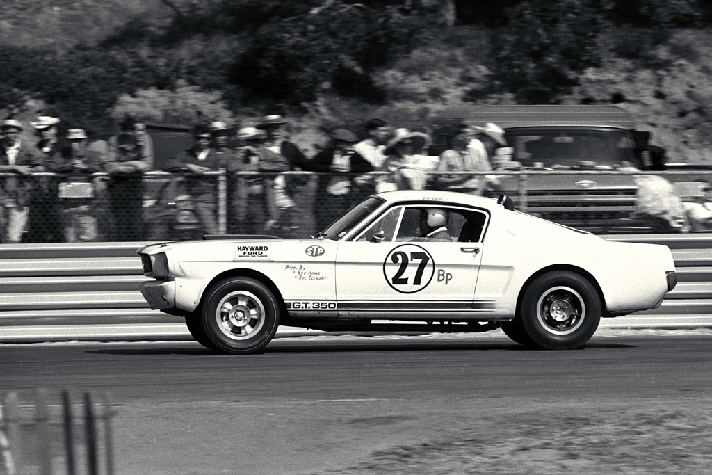 MuscleCarUK1's tweet photo. “At the time of its conception in 1964, the 1965 Ford Mustang was revolutionary and hit the ground running.”

https://t.co/t44wLynwxI https://t.co/UtiAWGf4YR