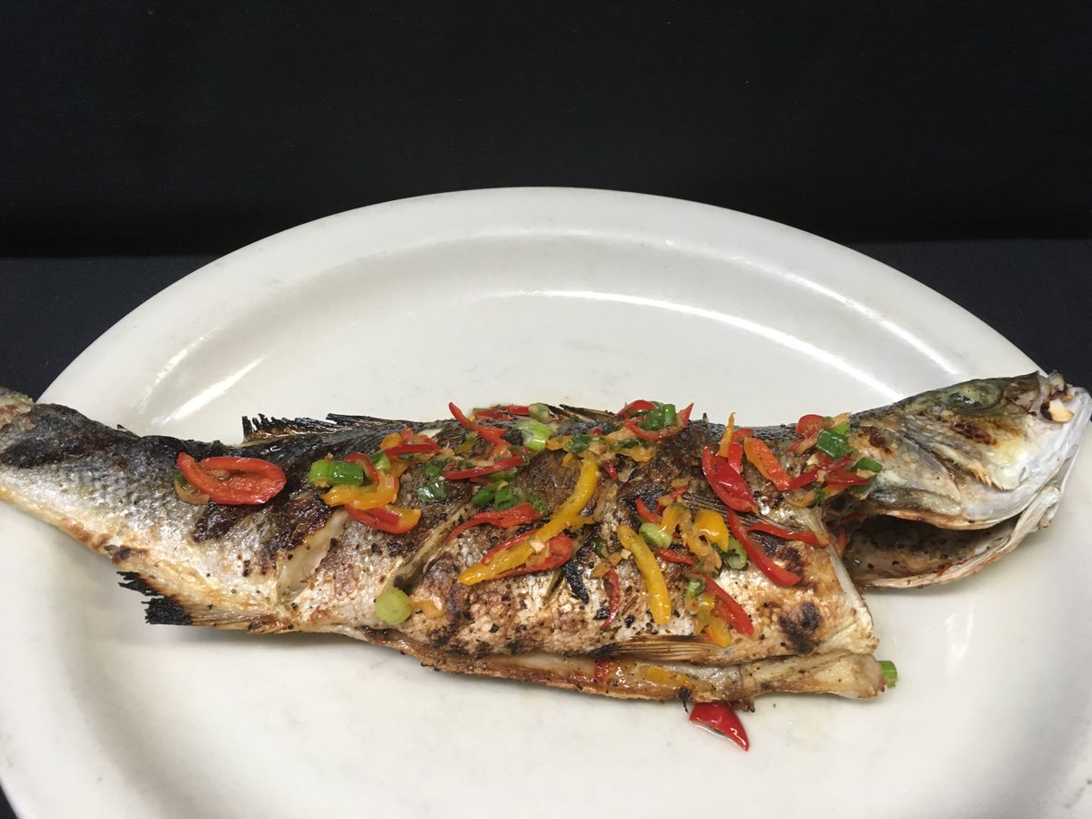 EventsNVG's tweet photo. Your #Seafood HQ!

Relax w/your fave someone &amp; your fave #wine on our #Tuscan #patio &amp; #celebrate the start of the week w/a delish #lunch or #dinner. Enjoy our HOUSE FAVORITE #Branzino: roasted w/lemon, herbs, sea salt.

#DineIn or #TakeUsToYourTable w/#ToGo or #Delivery. https://t.co/Ej7iYUK4aT