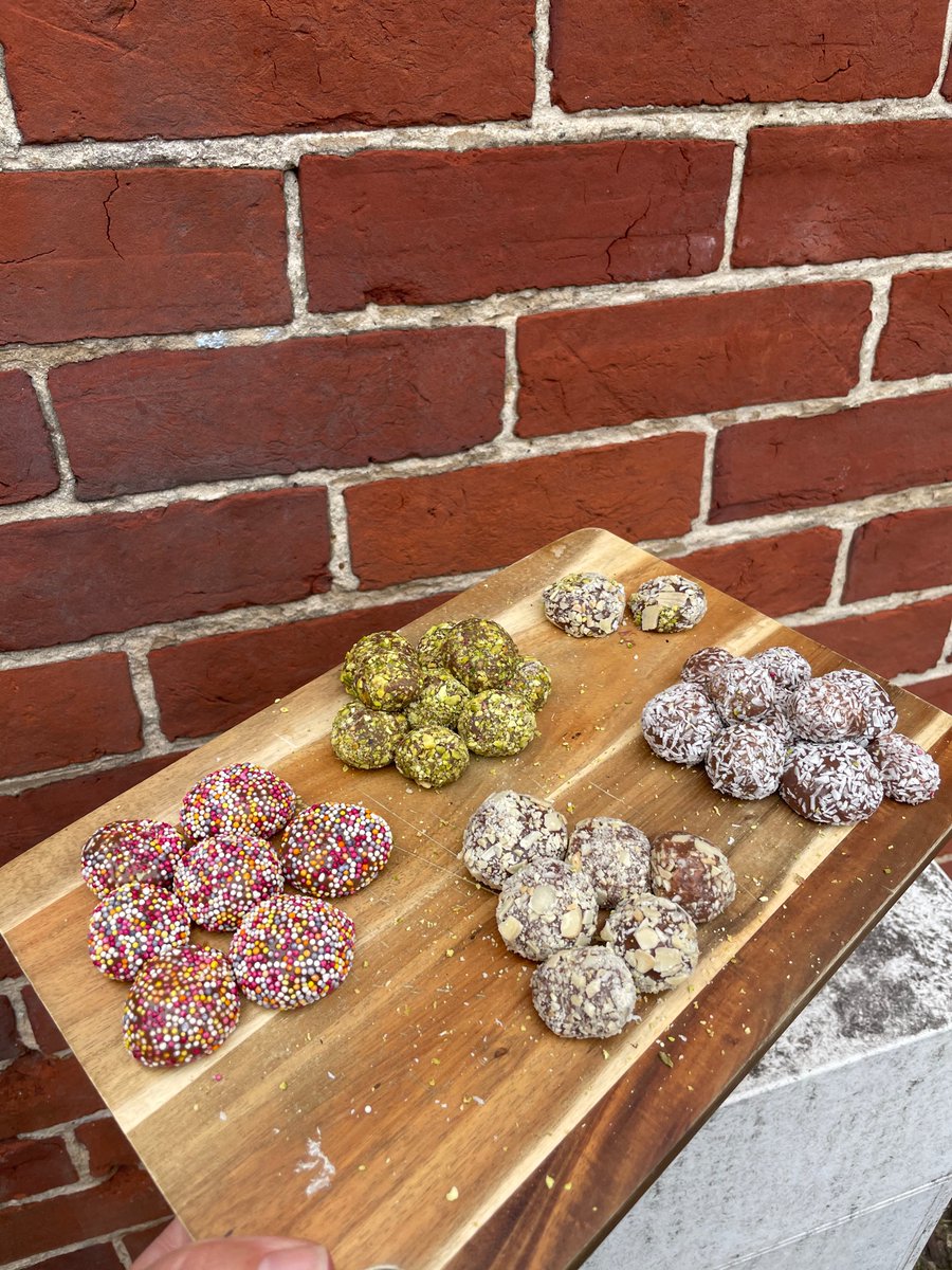 mrssign's tweet photo. @RomseyPrimary it’s such a shame she can’t bring these in for you to try! Not!!! They are absolutely delicious! 
Well done Em. Great Half term project on South America! 
Brazilian Chocolate Truffles/Brigaderio! https://t.co/YA5PV7H0AT