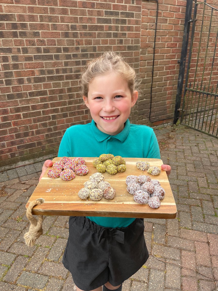 mrssign's tweet photo. @RomseyPrimary it’s such a shame she can’t bring these in for you to try! Not!!! They are absolutely delicious! 
Well done Em. Great Half term project on South America! 
Brazilian Chocolate Truffles/Brigaderio! https://t.co/YA5PV7H0AT
