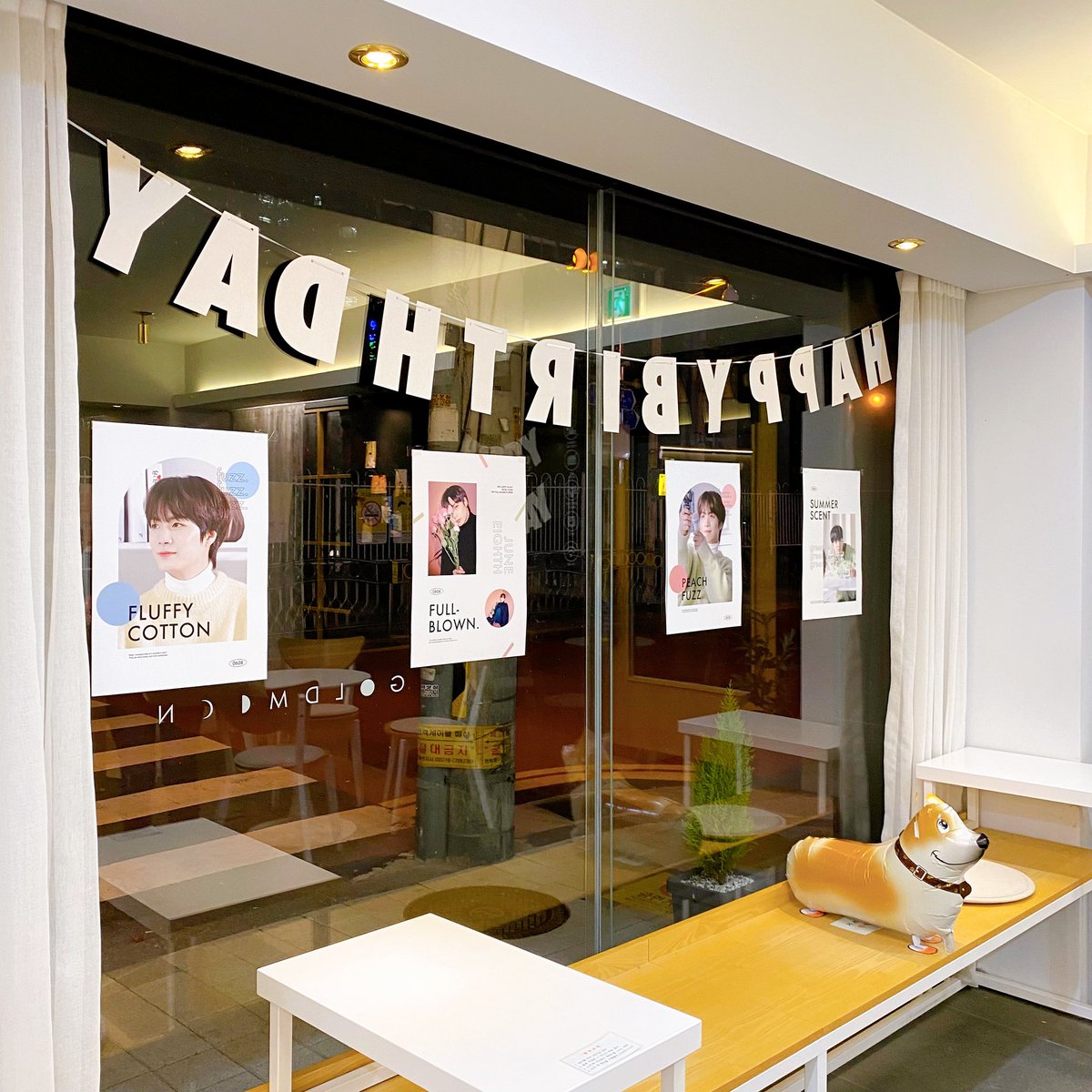 𝗛𝗔𝗣𝗣𝗬 𝗝𝗥 𝗗𝗔𝗬

#여름의_햇살이신_종현이의_날
#OneAndOnlyJRDay

카페 데코레이션에 사용된 포스터는 aurore(<a href="/avec_jr/">aurore.</a>)님께서 도움주셨습니다.