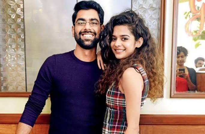 yasheshhhh's tweet image. It's Not for us to say
What will be
And at the end of the day
We'll see
which way the whole thing bends
And what it could bring
'czz nothing really matters
'cept the little things