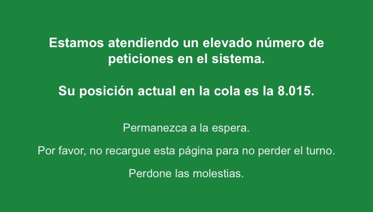 HugoCoboESP's tweet photo. ¡Más de 8.000 personas en la cola para asistir al concierto de @xhugocobox! 💥 https://t.co/CaZEqMj5w7