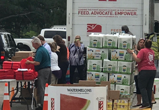 cpmiddle's tweet photo. @cpmiddle had a terrific turnout for the food distribution w/ @LCFoodBank. Over 200 families served. This event was an amazing opportunity to serve our local families and we can't wait for another event this fall. #cpmstrong https://t.co/dXvWCUiNJm