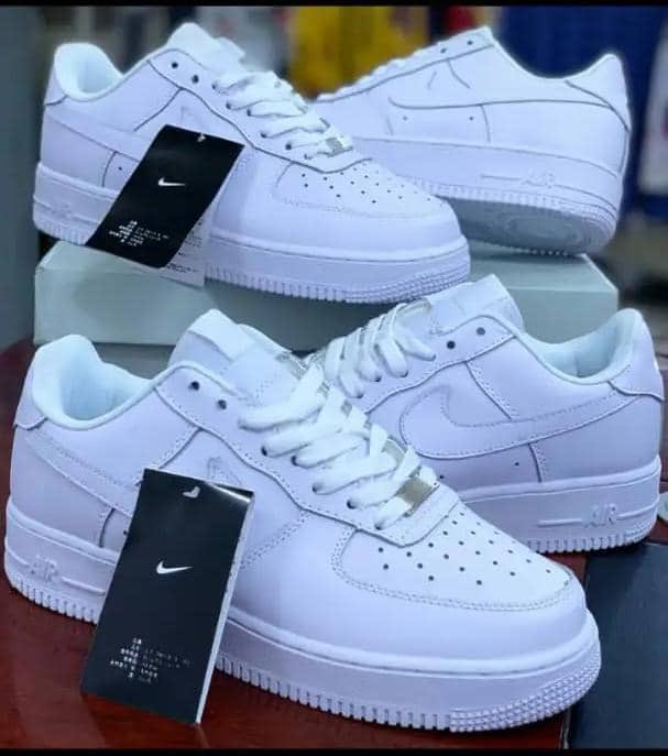 tife_jenny's tweet photo. Frame 1: 40-44 9,500 Naira
Frame 2: 41-45 12,000 Naira 
Frame 3: 37-40 13,000 Naira
Frame 4: 40-45 13,000 Naira 

Nationwide delivery 

Check my fleet for more

Are you a retailer? 
Dm to join my wholesale/dropshipping group

Please retweet 🙏 https://t.co/0gViYndk1y