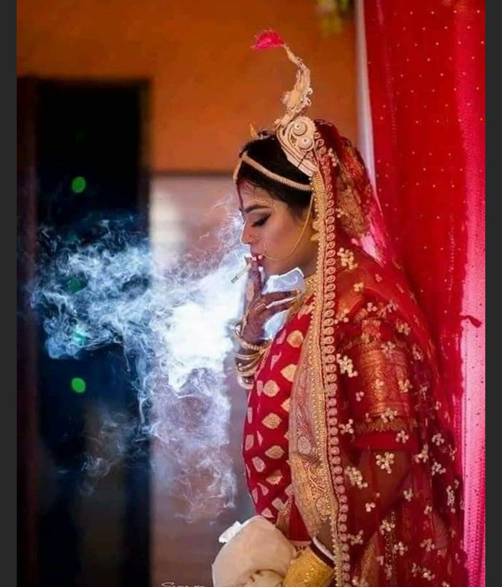 VijayDe58778609's tweet photo. Why should boys Or Men always targeted for #WorldNoTobaccoDay #quietSmoking etc etc campaingn
.GUTS NAHI HAI KYA SACHHAI DIKHANE KI WOMEN BHI TOH SMOKING & DRINK KARTI HAI .
#GenderBiasedLaws
#StopCriticism
@PMOIndia
@HMOIndia
@CMOMaharashtra
@AnilDeshmukhFC
@UN_Women https://t.co/waL4CMlhKJ