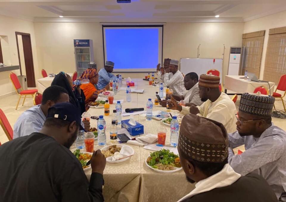 Atiku2023's tweet photo. Atiku Support Organisation (ASO) Kano State Chapter, under the leadership of Nazeer Kabeer Jibreel held another strategic meeting with his executives as well as deliberations on a road map that will bring victory to Alhaji Atiku Abubakar in the coming elections. https://t.co/0j3LguQhYT