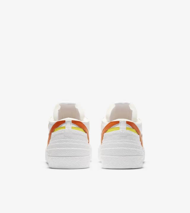 SOLELINKS's tweet photo. Ad: sacai x Nike Blazer Low 'Magma Orange' releases June 10th => https://t.co/LSHg8N8rjx https://t.co/WkDA6euyT0