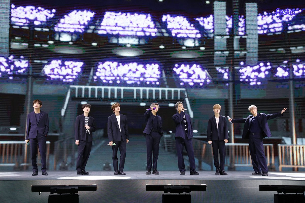 BTS_ph_'s tweet photo. BTS PHOTO COLLECTION 20/21 (1)
https://t.co/OCZD01Z6th 
#BTS #방탄소년단 @BTS_twt https://t.co/jHJd2LmZtF https://t.co/k6yUw0Dbf2