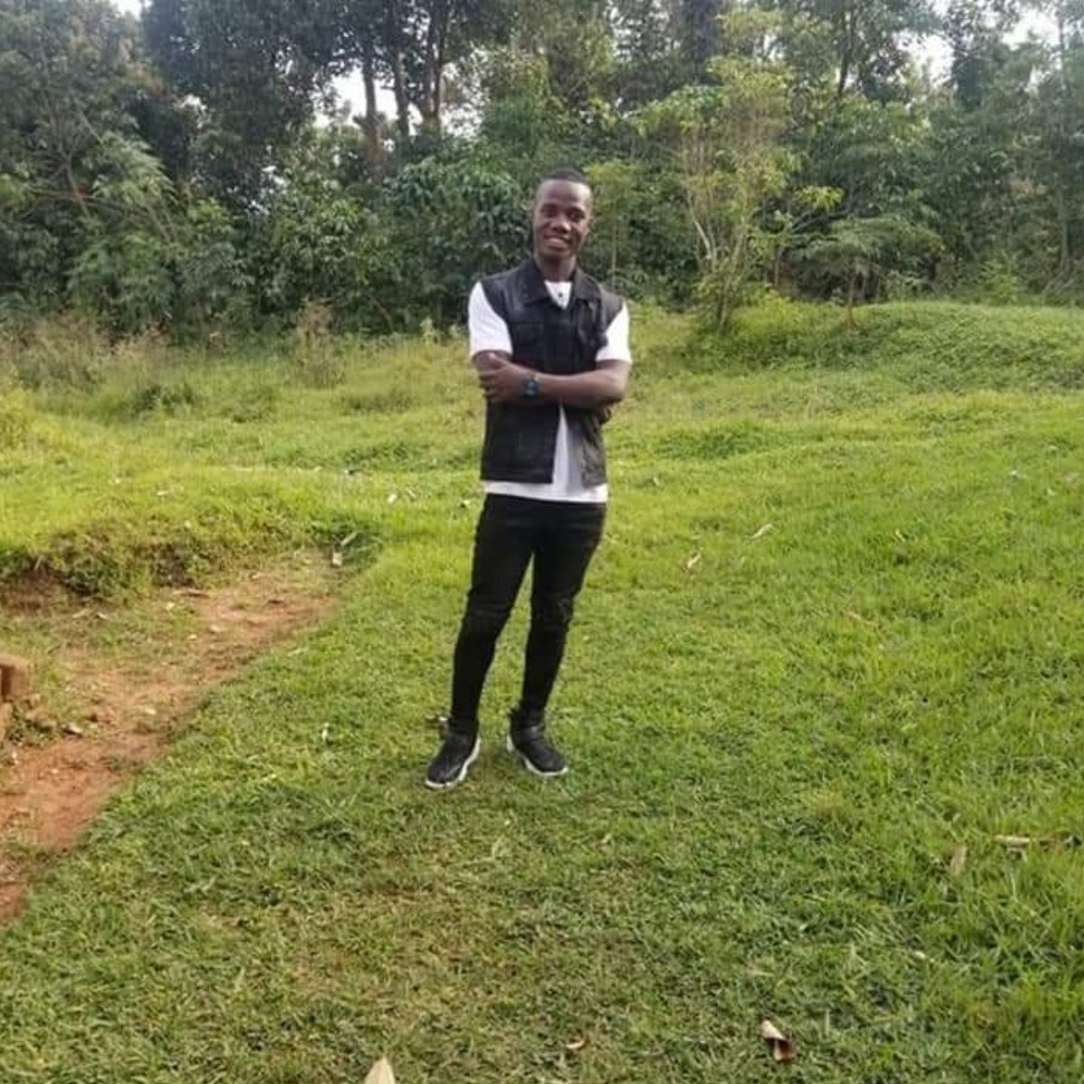 simon_kaweesa's tweet photo. #NewProfilePic https://t.co/UhbknEHFIW