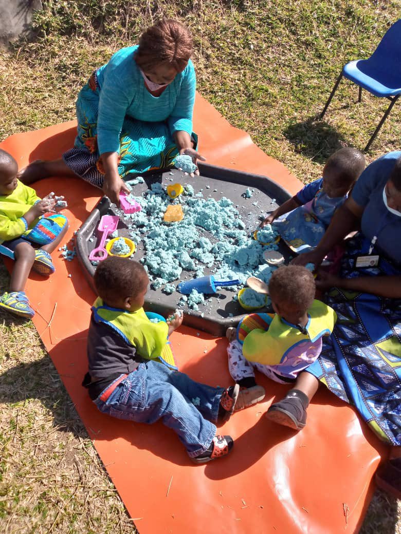 CycleOfGoodUK's tweet photo. Does anyone need a Monday motivating feel good moment? ๐ Care Givers in our #malawi childrenโs centre are completing their Advance Diploma, so lovely to see the theory in put into practice - learning through play๐โป๏ธ๐ดโโ๏ธ #tradenotaid #thankyou #cycleofgood https://t.co/KcgYuywQWC