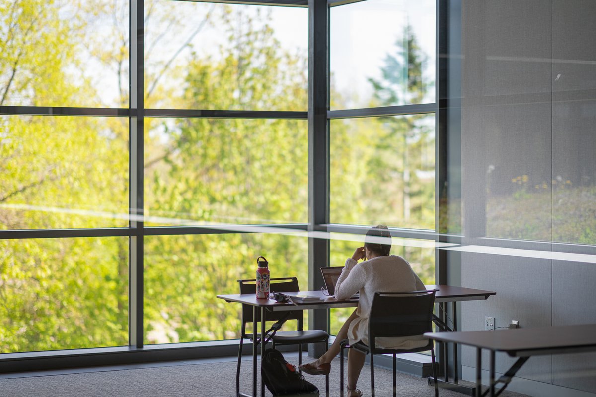 EWUEagles's tweet photo. Happy finals week, Eagles! It's the final stretch of spring quarter. 🤩 We are so proud of you! Good luck to Eagles everywhere as we soar to the end of another academic year. ❤️ 🦅 #EWU #EagleStrong #GoEags https://t.co/0jF5DVpHZc