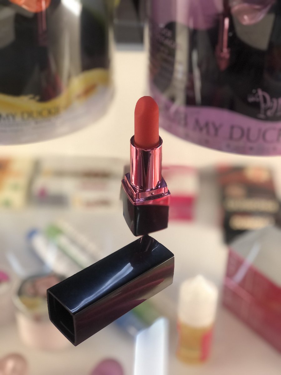 GspotLovestyle's tweet photo. 💄...  well basically the best thing since .. vibrators! 🤩

Toss one in your bag for some quick &amp; delicious clitoral fun while on the move.  

#gspotlovestyle #vibrators #adultstore #lipstick #lipstickvibrator https://t.co/0i2NhWyHxv
