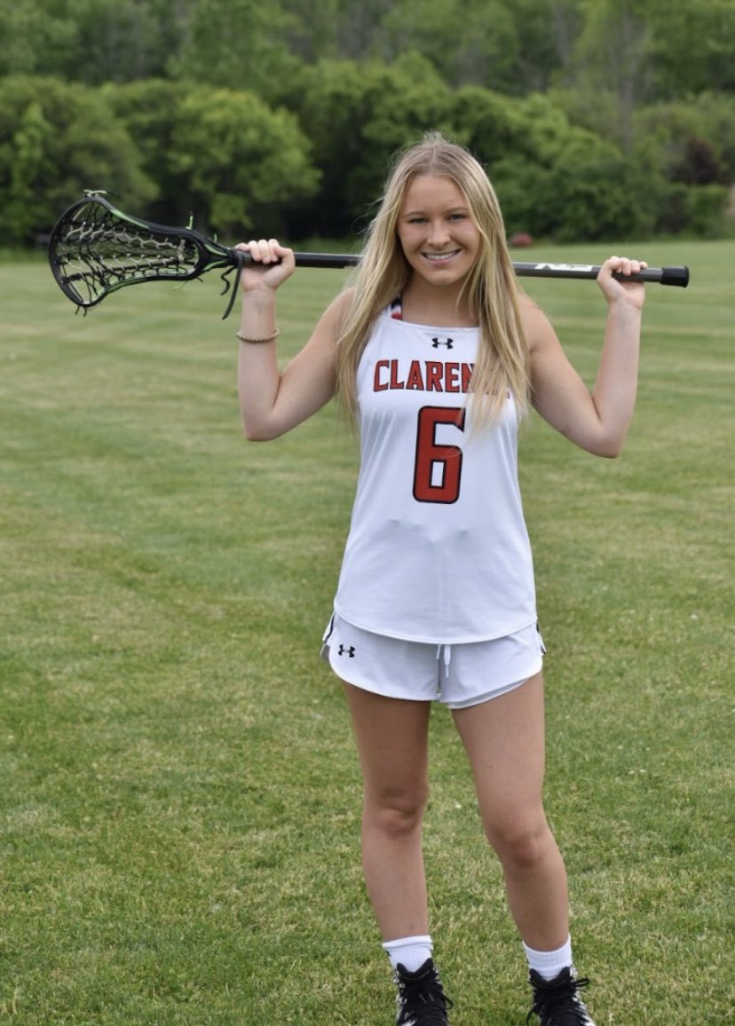 clarenceglax's tweet photo. Congratulations Abbey!! Good luck at Cortland!!! #cgvlFamily 🖤❤️ https://t.co/xxRkQqeg3n