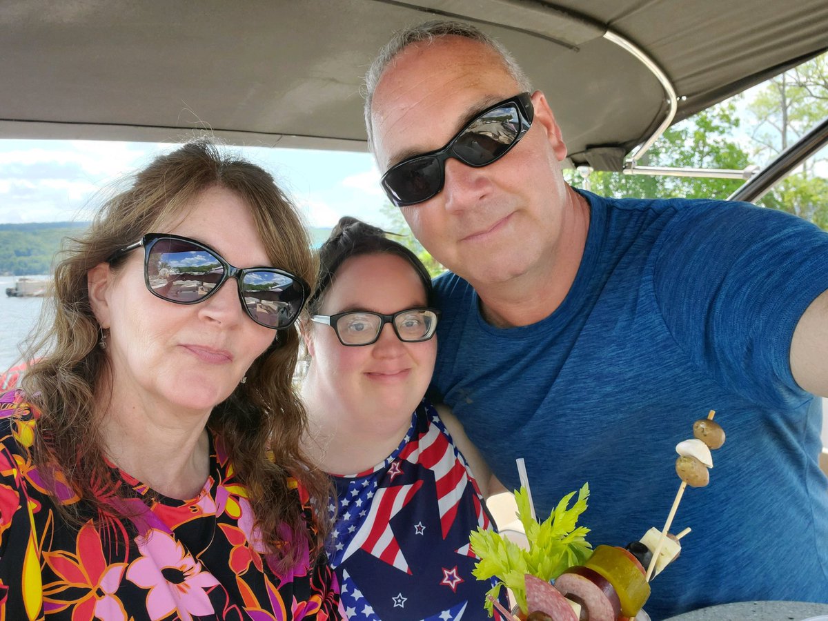 DStandera's tweet image. Why is my family so damn cute