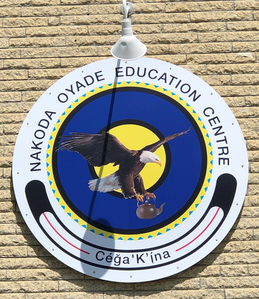 SKGov's tweet photo. Starting in September, high schools across Saskatchewan will be able to offer new Indigenous language courses. The new Nakoda curriculum was created in partnership with Cegakin (Carry the Kettle) Nakoda Nation. 

#SaskEd #Indigenouslanguages https://t.co/PKAKakA1nV