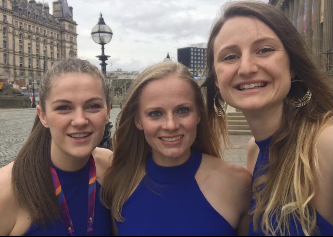 NichollEmily's tweet photo. #MyPowerWithin is realising it’s about the people you’re around not the achievement or disappointment @SirensNetball @CapitalScotland think https://t.co/E0zdtVvWqx