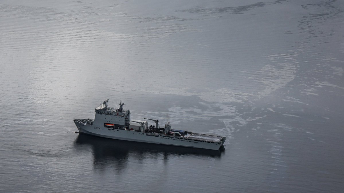 RoyalNavy's tweet image. It&apos;s time for #Baltops50...

Royal Navy ships and @RoyalMarines of the #UKResponseGroup have joined forces with 17 @NATO allies and partners as the largest exercise in the Baltic Sea swings into action.

#WeAreNATO  

🇧🇪🇨🇦🇩🇰🇪🇪🇫🇮🇫🇷🇩🇪🇮🇹🇱🇻🇱🇹🇳🇱🇳🇴🇵🇱🇪🇸🇸🇪🇹🇷🇬🇧🇺🇸

ow.ly/yOmk50F4KFi