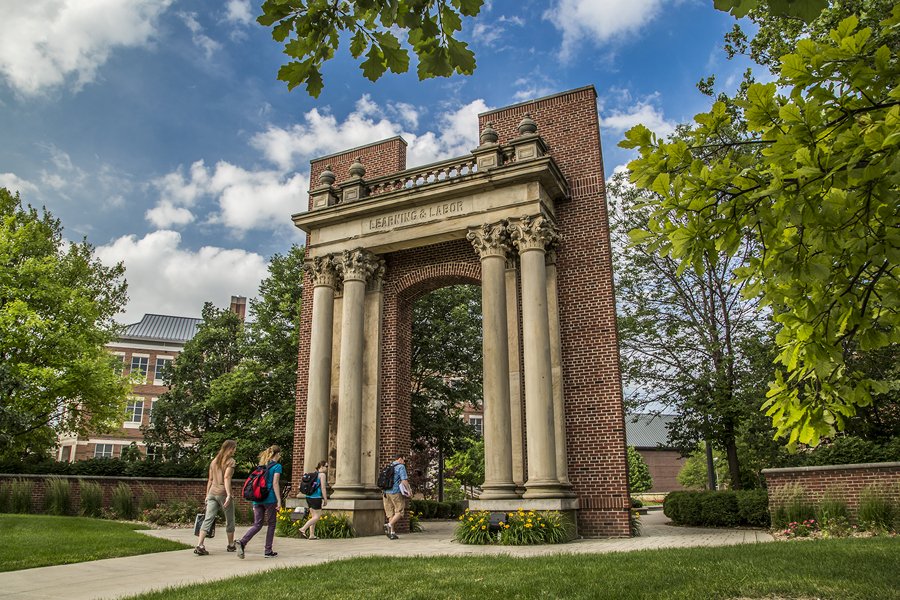 UofIllinois's tweet photo. The portal to campus. 🧡

In its original form, The Hallene Gateway was the entrance to the first University-built classroom building, University Hall. Years later, it now greets visitors and welcomes them at the East entrance of campus. https://t.co/fP1RhQF1hA