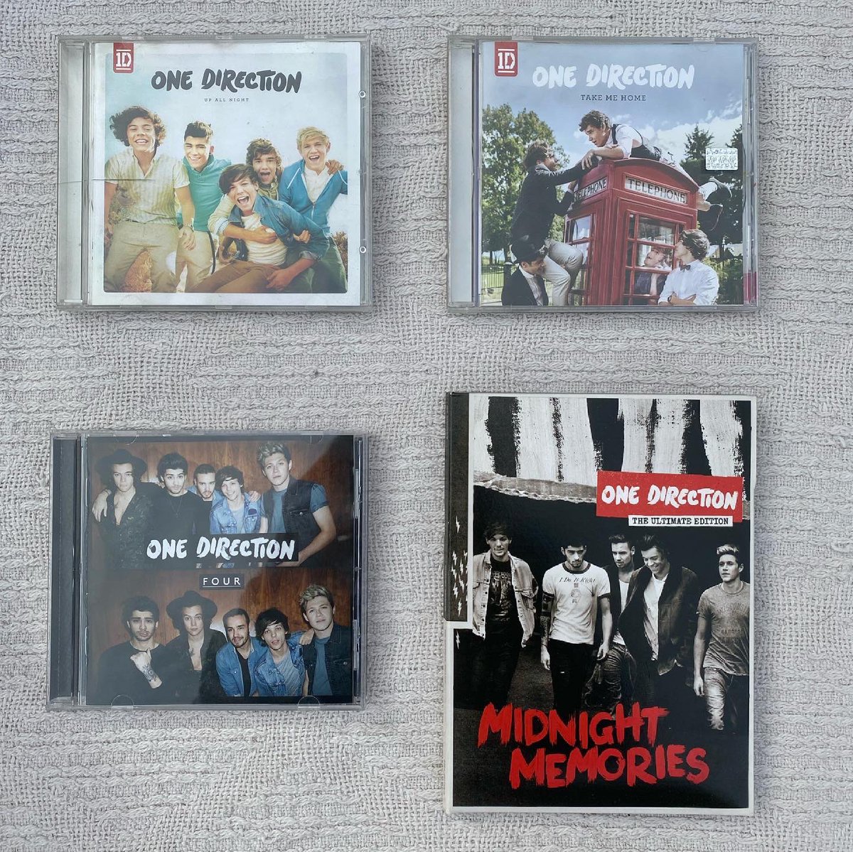 epicurexn's tweet photo. VENDO DISCOS ONE DIRECTION
https://t.co/GKka1dCKgd
#1D #1Ddiscos #OneDirection #OneDirectioncd #OneDirectiondiscos #1Dalaventa https://t.co/qhamuFsJ6T