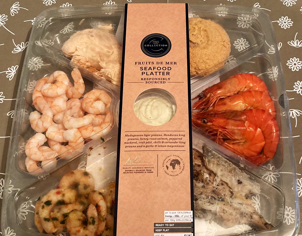 Yummy #MrR went food shopping on the way home 😋 He knows the way to my heart ❤️ #FruitDeMer 🦀🦞