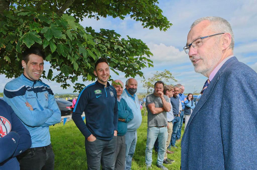 Larry McCarthy tweet media