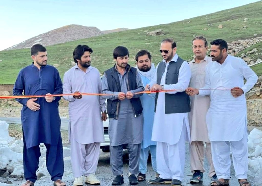ALD_Pakistan's tweet photo. Latest Today : Babusar Top has been cleared and will be open for light traffic.
News Source: Pamir Times
#RelishTheEscape https://t.co/ZAAB7hYWV4