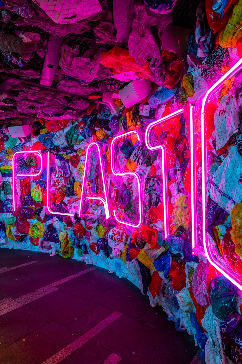 APBissell's tweet photo. On #WorldOceanDay it seems fitting to revisit the giant immersive and educational bottle top created by @Cundall_Global #Light4 for @VividSydney in 2019. If we want to change our habitat, we must change our habit. @WorldOceansDay @SLL100 @NatGeo @BBCEarth https://t.co/HOFGTGZWwQ https://t.co/FmUDEfro16