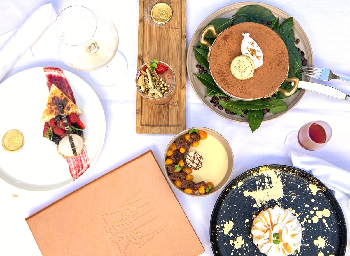 Sweeten the end of your meal with one of our dessert selection. Which one are you craving? Hard choice...
Visit us villaazurmiami.com
***
Menu #linkinbio
***
#villaazur #villaazurhospitality #dinerexperience #miamibeach #hiddengem #party #celebrate #celebratelife