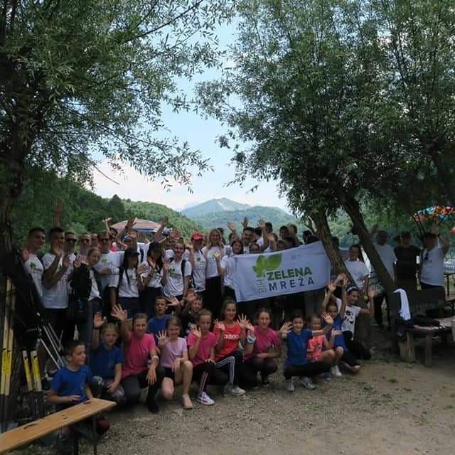 VoiceUM's tweet photo. 🌳 5.Juni - Dan zaštite okoliša 🌳

♻️ Članovi UM Voice su obilježili Dan zaštite okoliša posjetom Ramskom i Jablaničkom jezeru i tom prilikom učestvovali u akciji čišćenja Jablaničkog jezera koju je organizovala Zelena Mreža BiH - BiH Green Network uz podršku Ambasade Italije https://t.co/VR5exwbfYq
