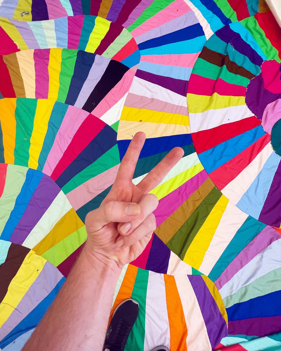 patchwerrrk's tweet photo. I mean how cool is this quilt tho https://t.co/CeePsIsNMP