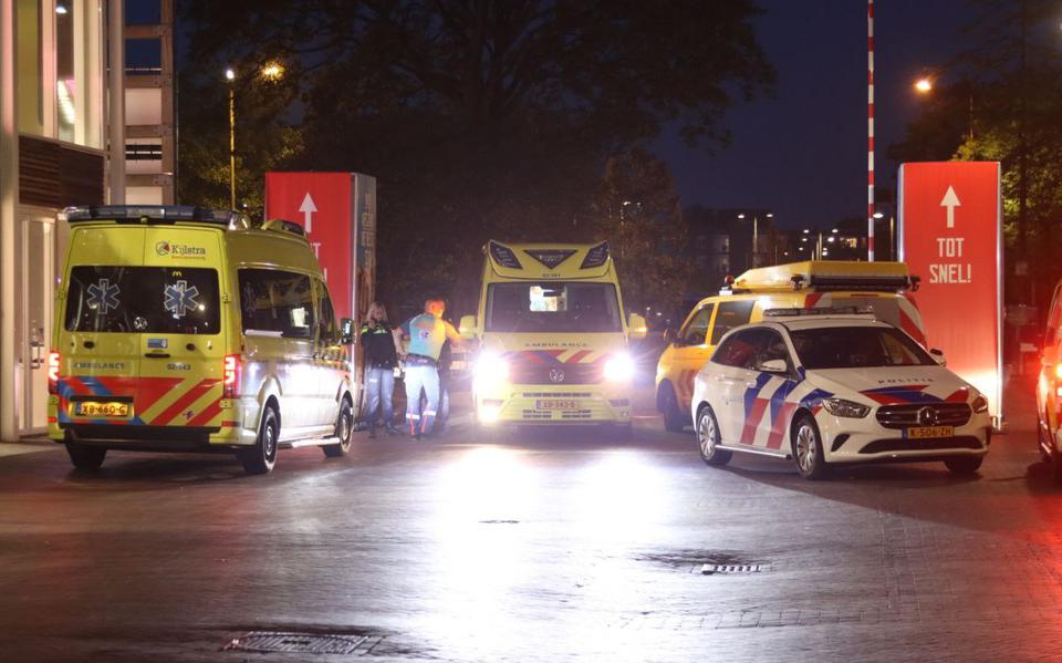 Man gewond bij steekpartij op Wirdumerdijk in Leeuwarden: LEEUWARDEN