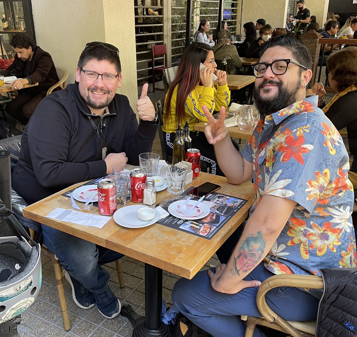 Almorzando con un señor de la farándula, o no <a href="/PanchoOrregoG/">Francisco Javier Orrego</a> ?