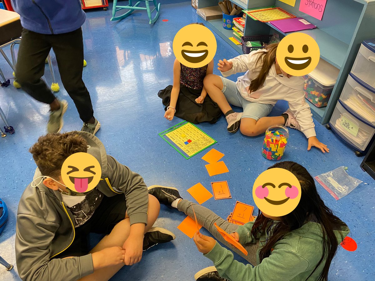 SummerCampSPS's tweet photo. 2nd graders at work leaning about doubles, math facts, and place value! https://t.co/2dchhPgOCW