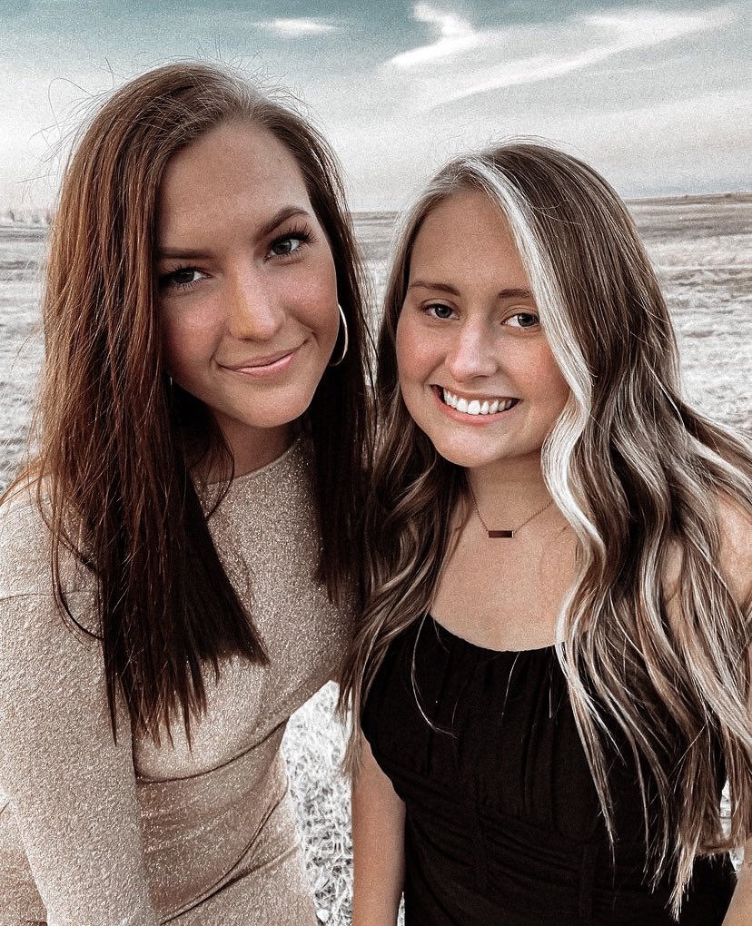 Go Greek and find your forever friends! Link in bio! 🤎 ✨