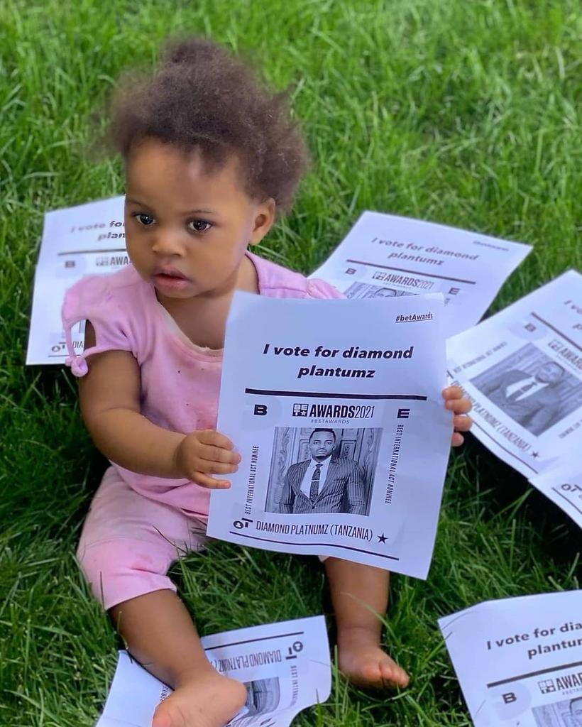 elickmasaut's tweet photo. Woww Wooww Wooww.. Love From A Beautiful Angel 😘❤❤❤❤❤ from USA 🇺🇸 

She Says “I Vote For @diamondplatnumz” 
#betawards #betawards2021 #bestinternationalact #diamondplatnumz @betawards @bet_africa @bet @bet_uk @bet_intl 

📸 @bokoyi_eze https://t.co/BKNWtNMg1p
