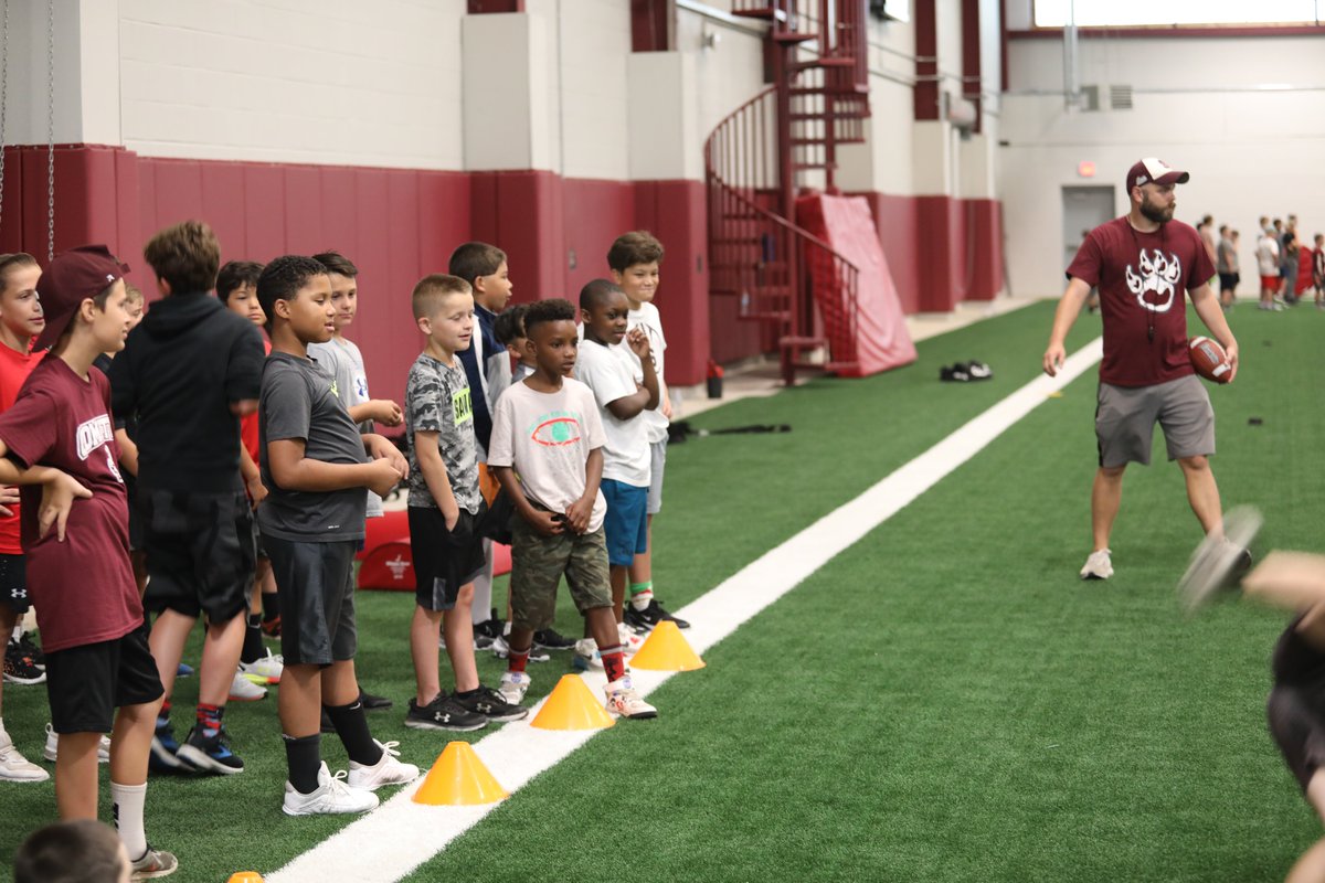 ShermanISD's tweet photo. Day 1 of @SHBearcatATH Sports Camp is underway! Students participated in football, weight training, and volleyball camps today. Visit https://t.co/mrjOh5jBDi for more camp info. #BuildingBearcats https://t.co/Cpuhg4iGYy
