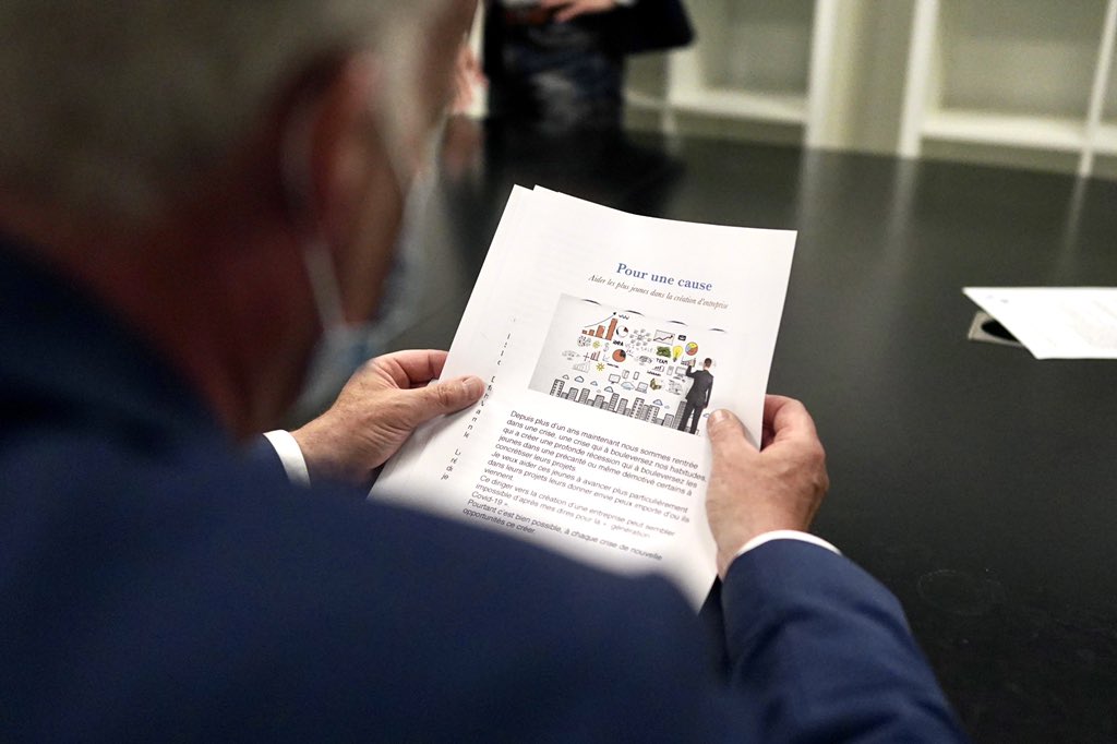 alaingriset's tweet photo. S’engager, d’une façon ou d’une autre, c’est ce que j’ai toujours fait. 

Heureux de retrouver 2 porteurs de cause à @enmarchefr qui, eux aussi, souhaitent transformer la vie de nos concitoyens et de nos entreprises. 

▶️ Vous aussi, engagez-vous sur : https://t.co/g04s18DZUX https://t.co/VCnn7gT6kR