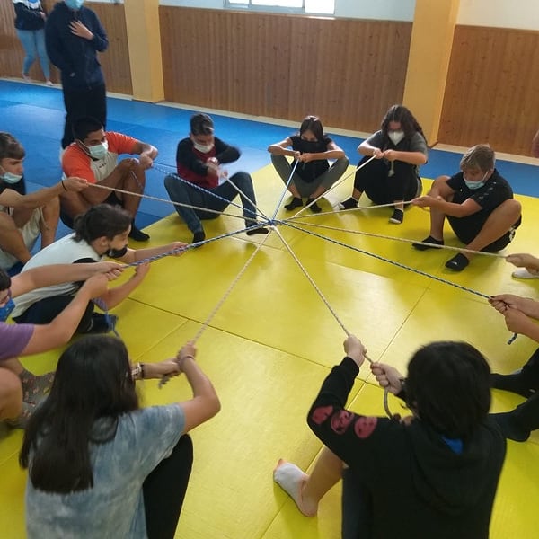 IesBatan's tweet photo. Hace unas semanas organizamos un taller de deportes autóctonos.En el de lucha canaria aprendimos,con distancia de seguridad, mañas de agarre bloqueo y desvío que nos permitieron conocer en profundidad nuestra cultura. 🇮🇨
#somoselbatan #ieselbatan #ieselbatanlaspalmas https://t.co/lpURzGqhpq