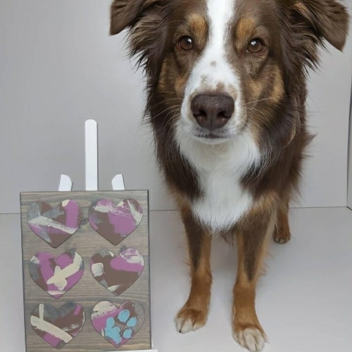 Rogan has a unique talent of painting 🎨 Holding the brush in his mouth, he's been painting for a year & some of his pieces are to be featured in a Hong Kong art exhibit 🖌🐶🎨

#dog #artisticdog #artdog #dogpaints #dogart #talenteddog #dogtalent #dog #doggy #dogeh #roganpaints