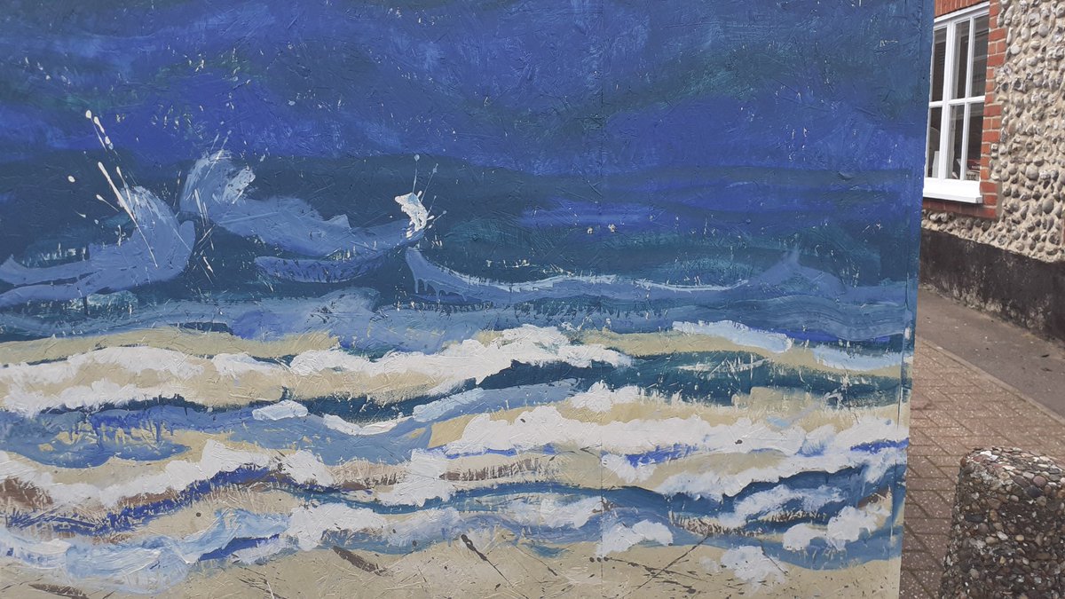 12 meters and lots of movement. Large scale work in progress brought to you compliments of @holtfestival and <a href="/loveholtnorfolk/">LoveHoltNorfolk</a>  delight your senses with art out in the open at Star Plain in Holt. With help from my art elves @anwenhurt @jamesalanglennie and @MarkHow01476087.