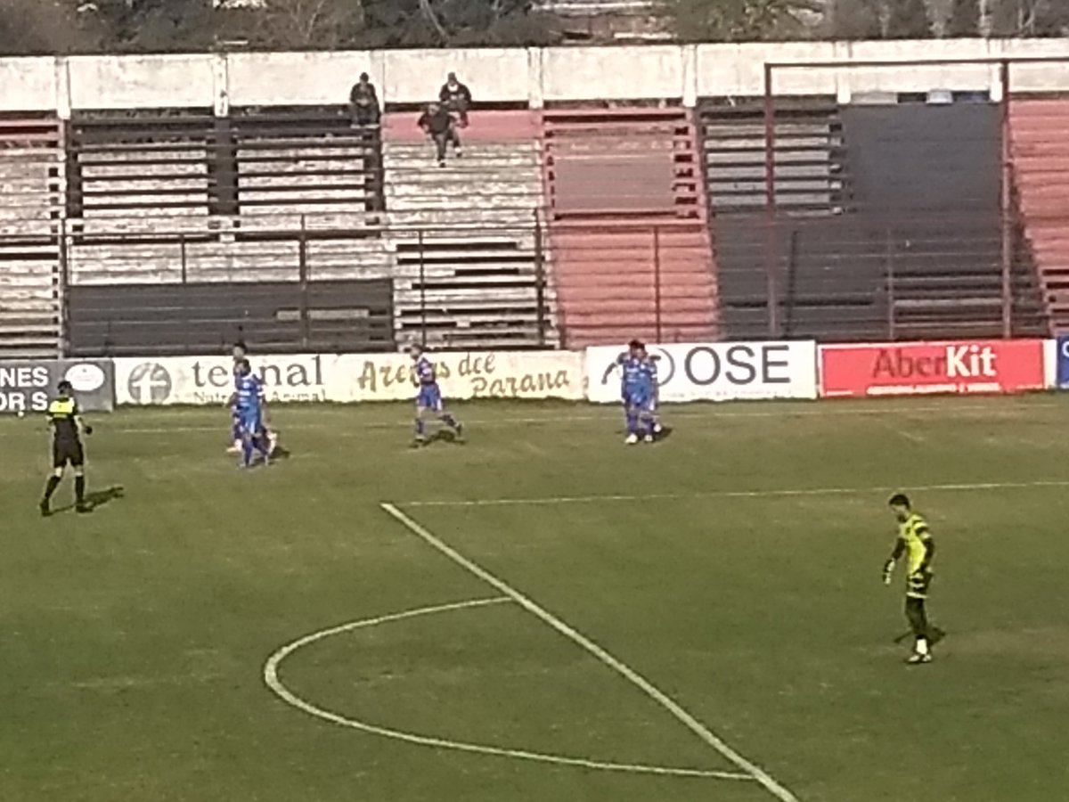 NotiDouglas's tweet photo. A los 5 minutos del primer tiempo gol de Gimnasia y Tiro Di Vianni pone el 1 a 0 parcial. https://t.co/HKWoREhiMf