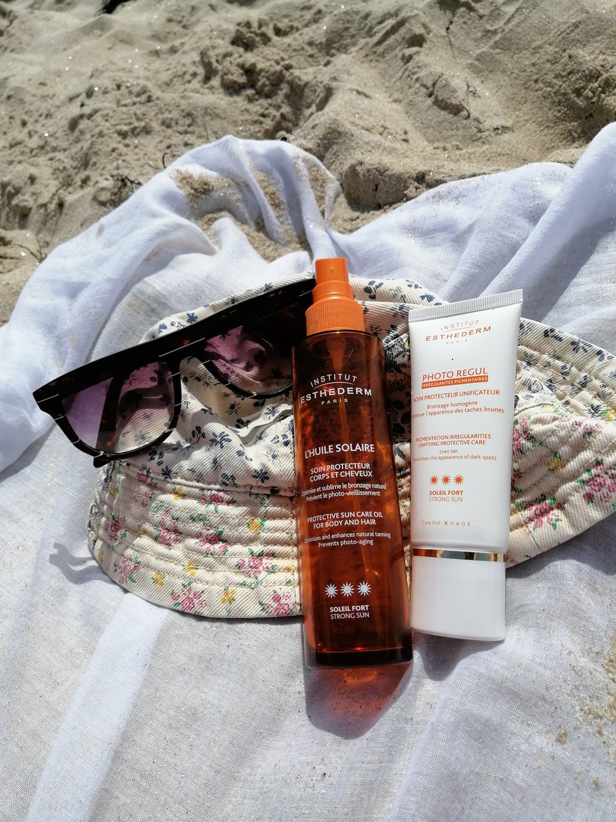 evarodriguezes's tweet photo. Equipamiento de playa. #proteccionsolar #solaresesthederm #manchassolares #bronceadopielmadura https://t.co/sheMjvi6R5