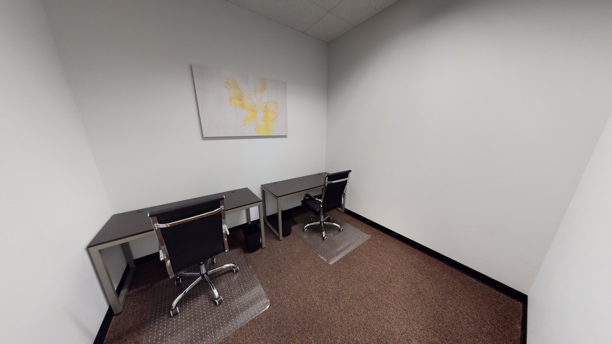 VISIONARYwrk's tweet photo. Picture this: 
Pulling into work and having your pick of several, free parking spaces. Walking into work with the smell of fresh coffee lingering in the air. Unlocking the door to your very own, private office. 

Doesn't that sound incredible? We think so too. We have offices ... https://t.co/QcbmTGcem3