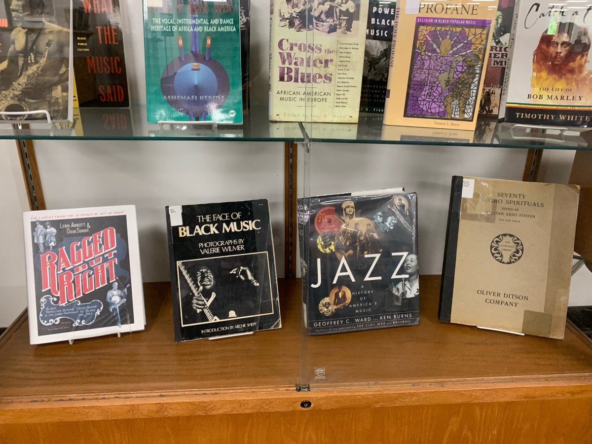 AUG_Libraries's tweet photo. June is African American Music Appreciation Month! Check out the first floor display in Reese Library for books that discuss the genres and artists that contribute to the rich history of Black music. You can even take one (or a few) home with you!
#AugustaUniversityLibraries https://t.co/O9DN2egRo5