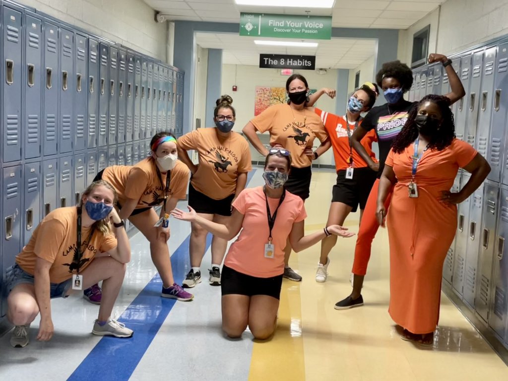 Orange you wondering what our theme for today is?🍊🧐😆 #BadPuns 😝
#WeAreCarroll <a href="/CMMSCougars/">Carroll LT Magnet</a>
