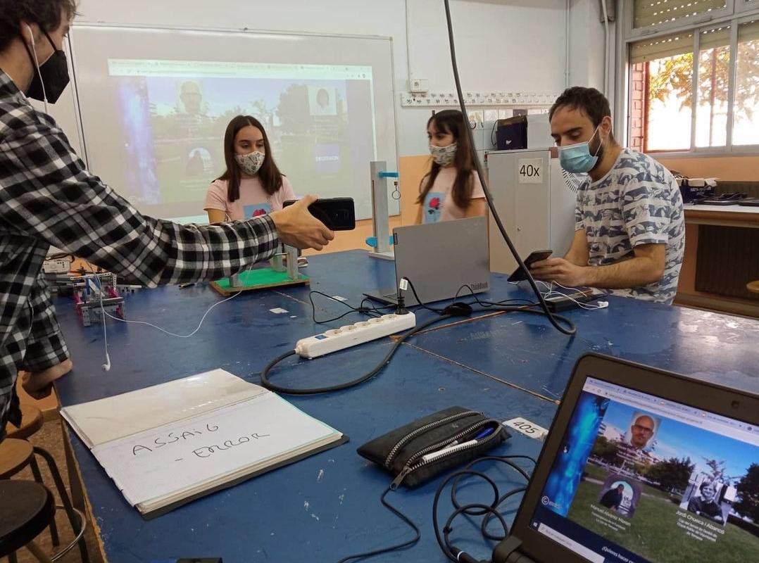 OnaVias's tweet image. ❗Joves talents de #Terrassa❗

Un equip de l’@InsCanJofresa ha guanyat la First Lego League a Catalunya i ara disputarà la final de la #FLLSpain a Tenerife. 

Necessiten ajuda per finançar el viatge a la final. Ajudem-los amb aquest #crowdfounding!👇 
gofundme.com/f/financiacion…