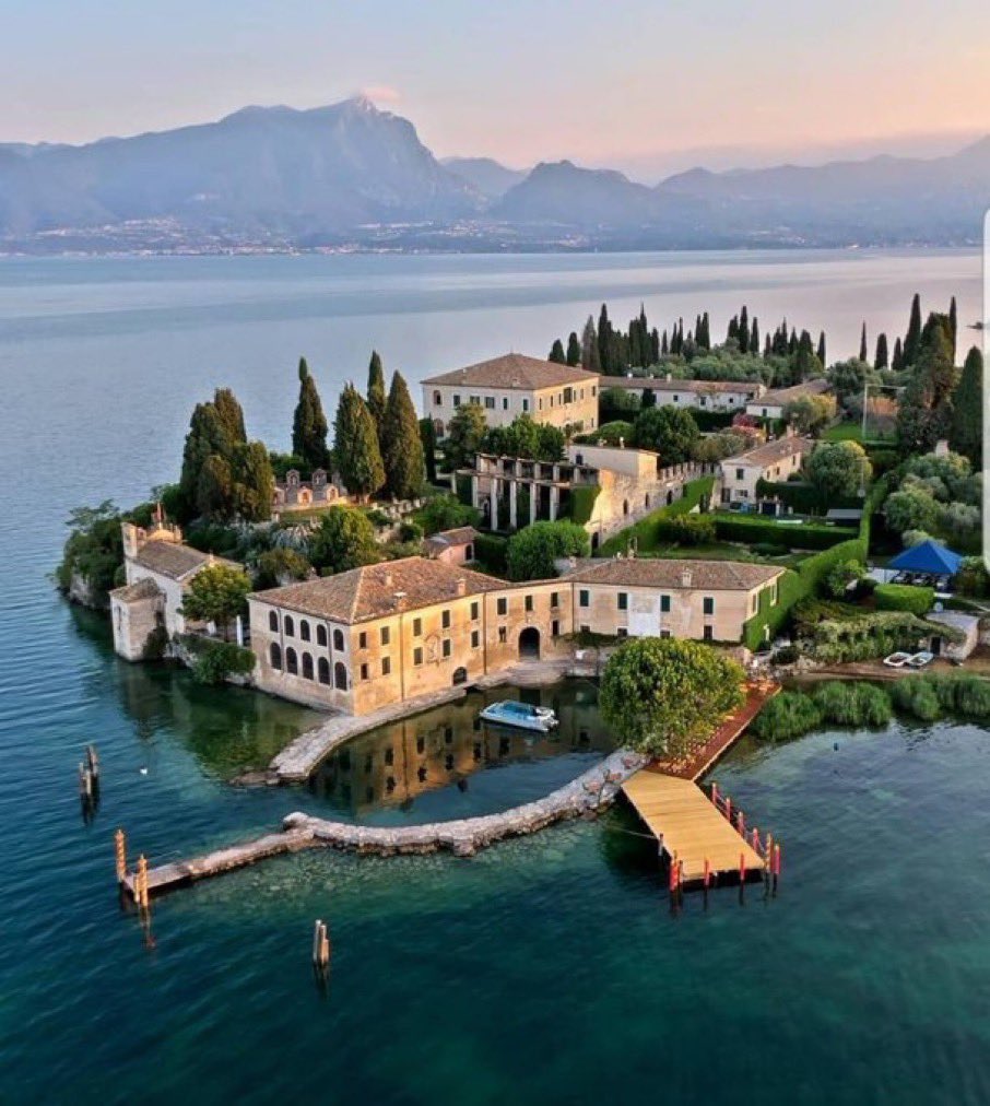 egtgolftours's tweet photo. And if a picture excites you, imagine being there. Lake Garda, Punta S. Vigil. #LikeItaly #Italia  #mondaythoughts @italia_USA_MEX https://t.co/lScp7uQaKA